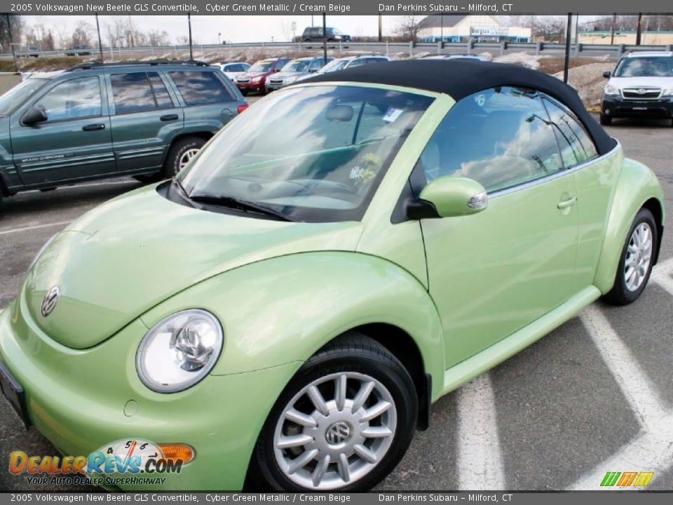 2005 Volkswagen New Beetle GLS Convertible Cyber Green Metallic / Cream Beige Photo #8