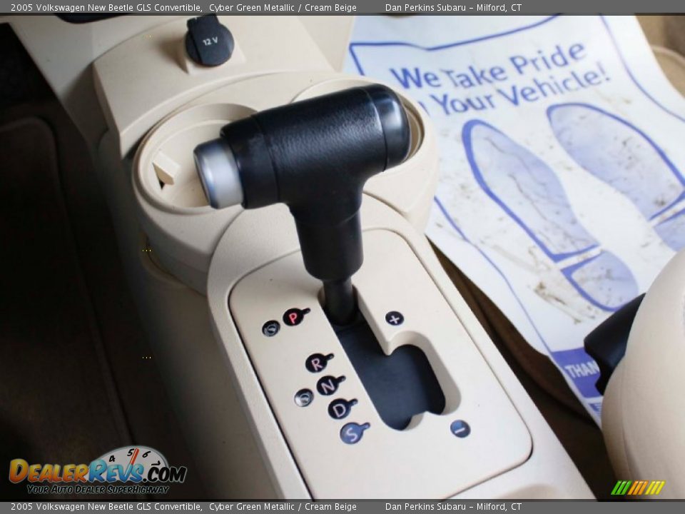 2005 Volkswagen New Beetle GLS Convertible Cyber Green Metallic / Cream Beige Photo #15
