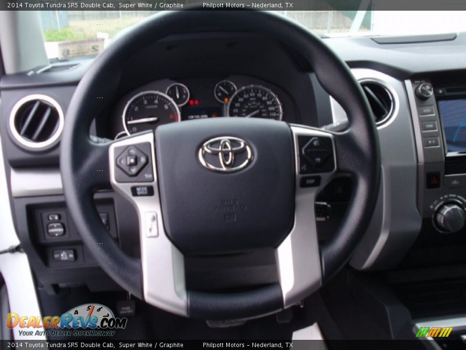 2014 Toyota Tundra SR5 Double Cab Super White / Graphite Photo #31