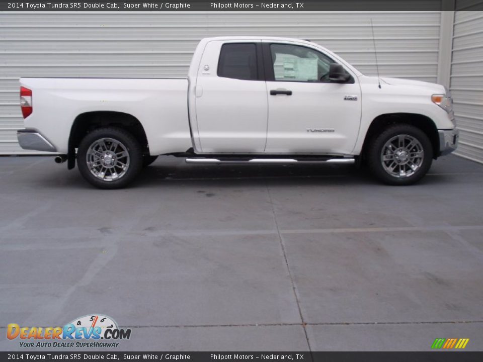 2014 Toyota Tundra SR5 Double Cab Super White / Graphite Photo #3