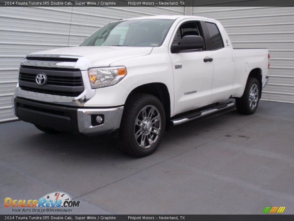 2014 Toyota Tundra SR5 Double Cab Super White / Graphite Photo #7