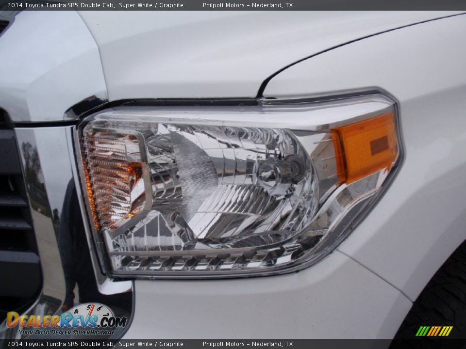 2014 Toyota Tundra SR5 Double Cab Super White / Graphite Photo #9