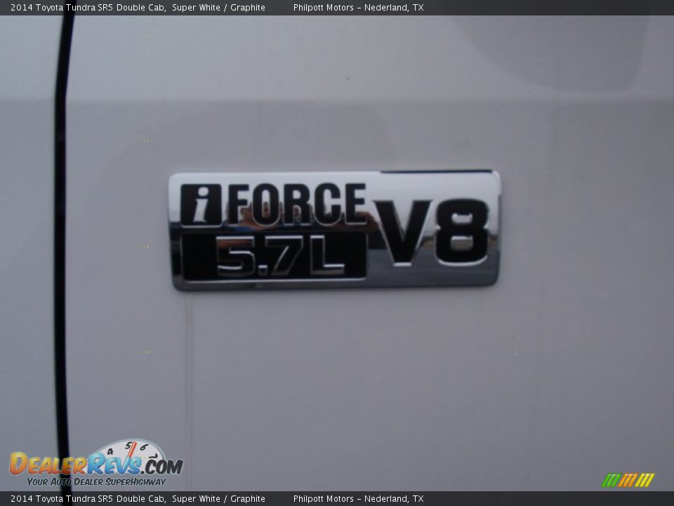 2014 Toyota Tundra SR5 Double Cab Super White / Graphite Photo #13