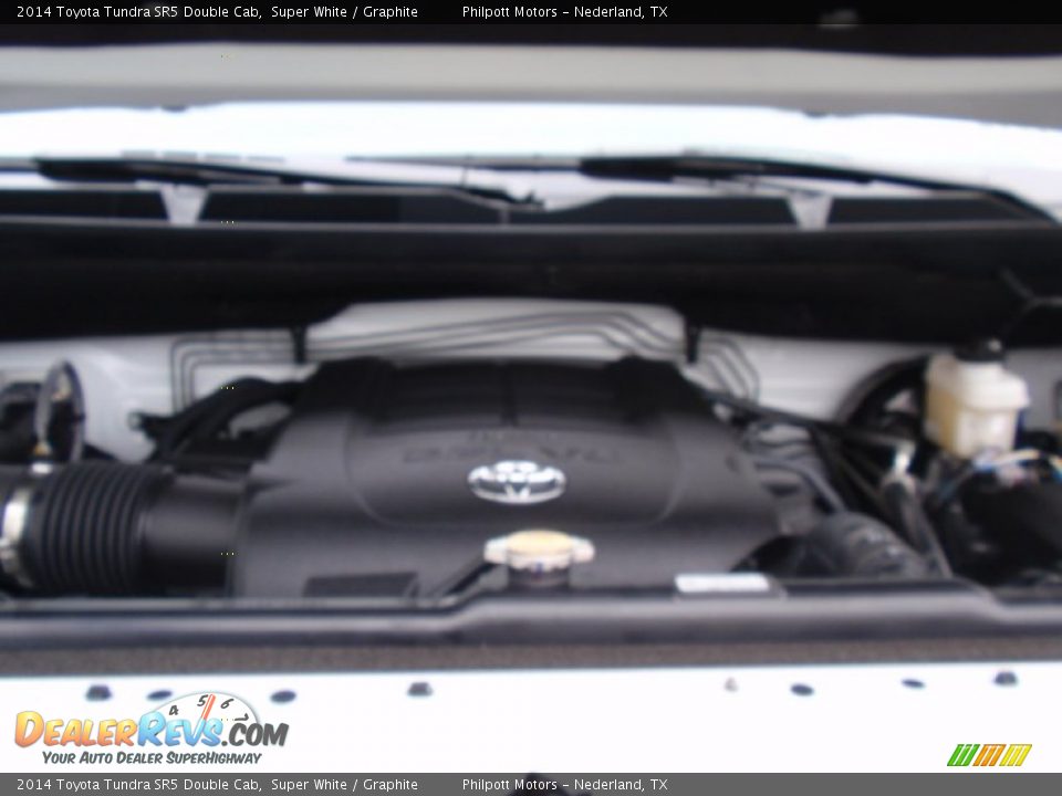 2014 Toyota Tundra SR5 Double Cab Super White / Graphite Photo #18