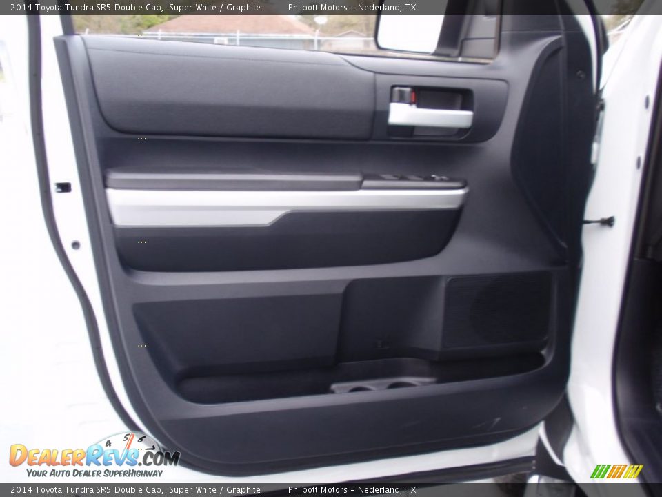 2014 Toyota Tundra SR5 Double Cab Super White / Graphite Photo #24