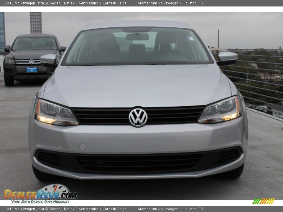 2011 Volkswagen Jetta SE Sedan Reflex Silver Metallic / Cornsilk Beige Photo #2