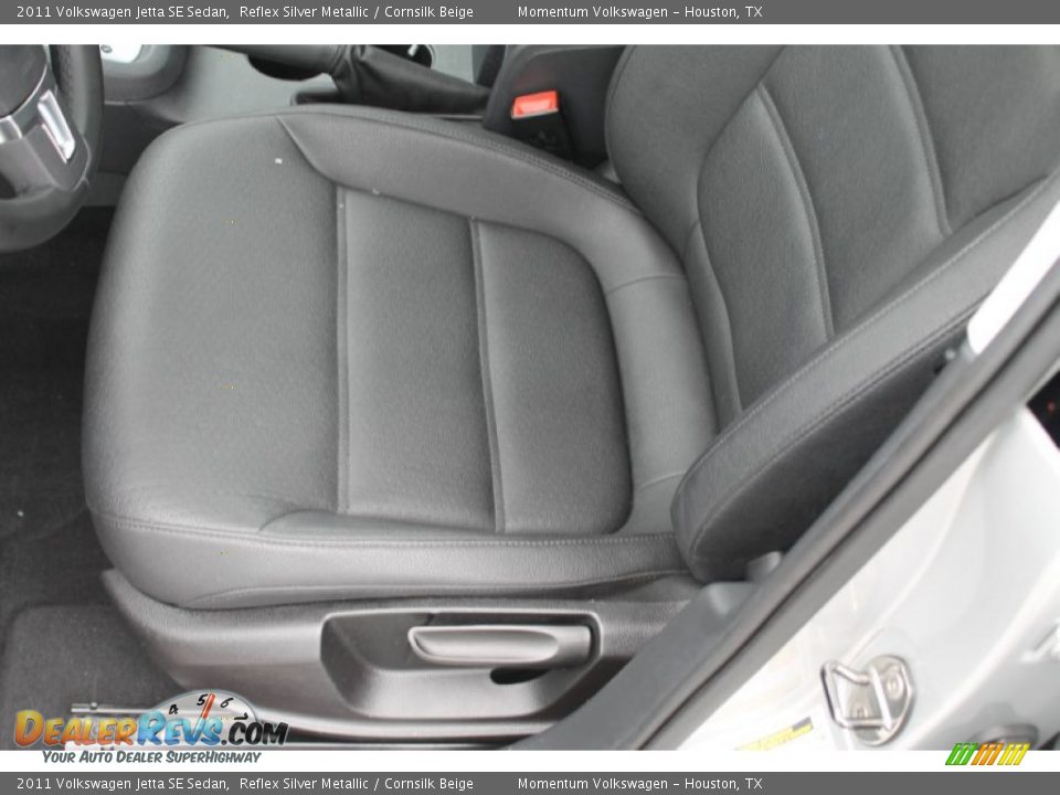 2011 Volkswagen Jetta SE Sedan Reflex Silver Metallic / Cornsilk Beige Photo #14