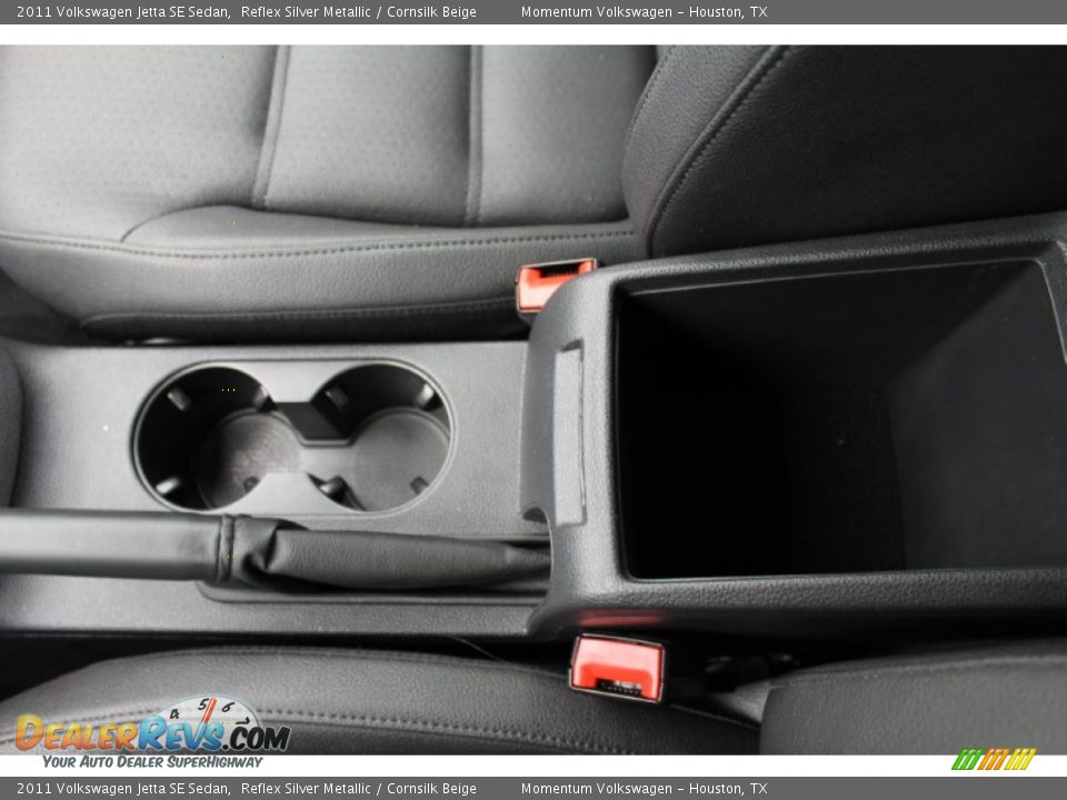 2011 Volkswagen Jetta SE Sedan Reflex Silver Metallic / Cornsilk Beige Photo #18