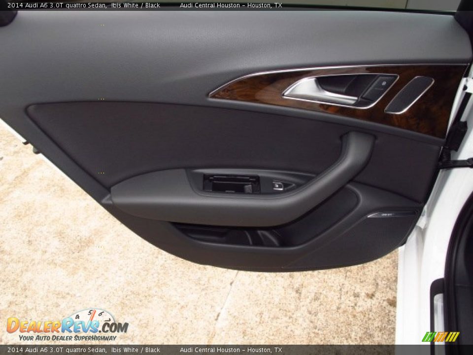 Door Panel of 2014 Audi A6 3.0T quattro Sedan Photo #12
