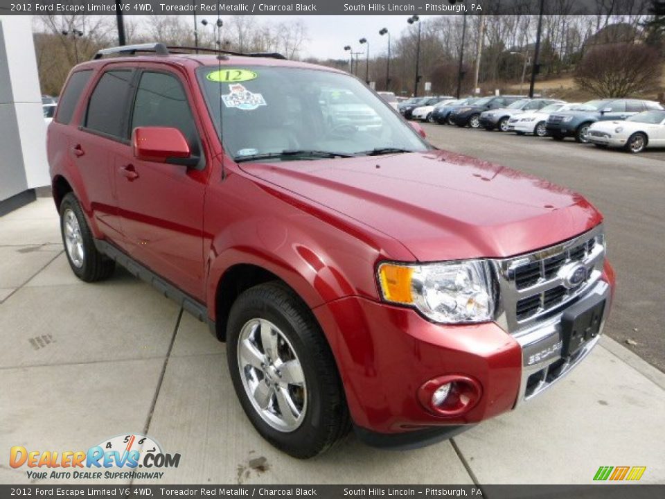 Front 3/4 View of 2012 Ford Escape Limited V6 4WD Photo #7