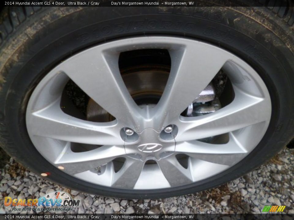 2014 Hyundai Accent GLS 4 Door Ultra Black / Gray Photo #9