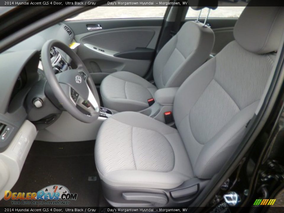 2014 Hyundai Accent GLS 4 Door Ultra Black / Gray Photo #15