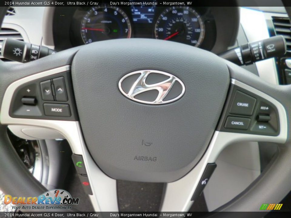 2014 Hyundai Accent GLS 4 Door Ultra Black / Gray Photo #18