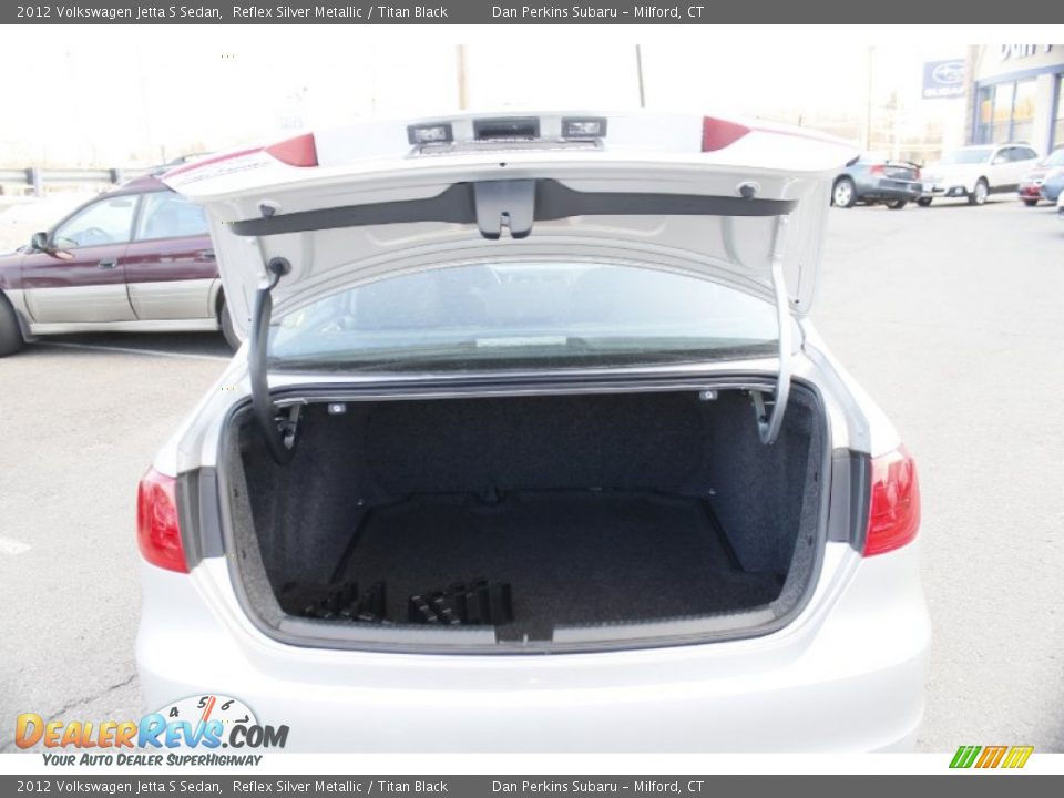 2012 Volkswagen Jetta S Sedan Reflex Silver Metallic / Titan Black Photo #8