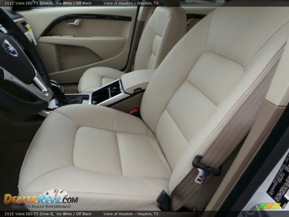 Front Seat of 2015 Volvo S80 T5 Drive-E Photo #12