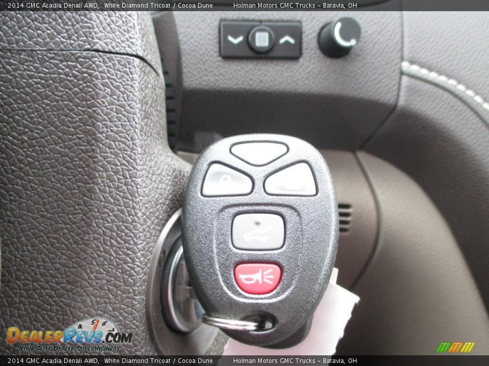 2014 GMC Acadia Denali AWD White Diamond Tricoat / Cocoa Dune Photo #16