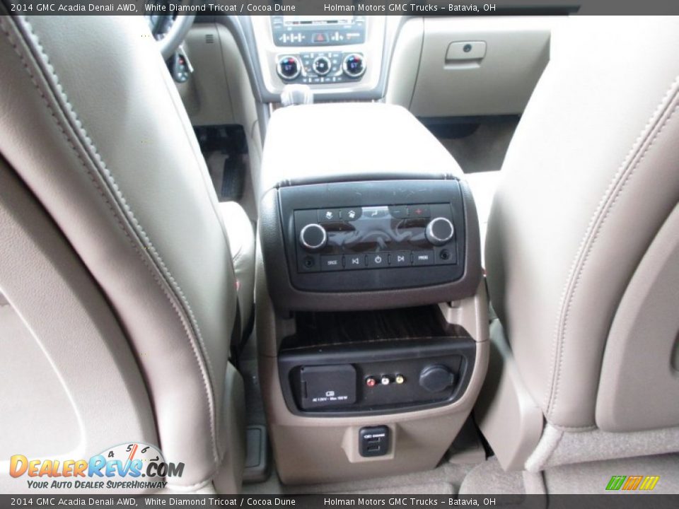 2014 GMC Acadia Denali AWD White Diamond Tricoat / Cocoa Dune Photo #26