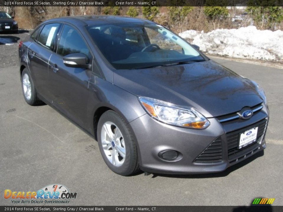 2014 Ford Focus SE Sedan Sterling Gray / Charcoal Black Photo #1
