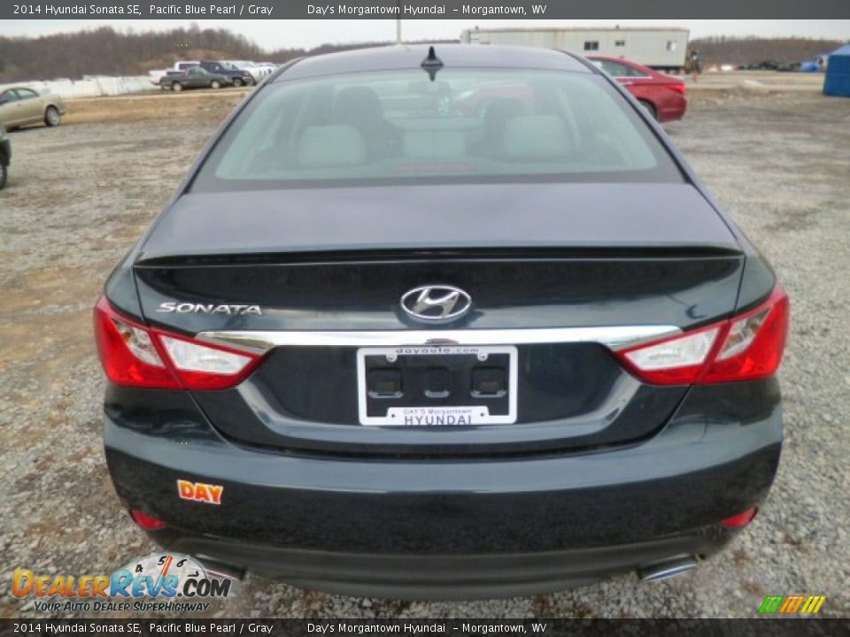 2014 Hyundai Sonata SE Pacific Blue Pearl / Gray Photo #6