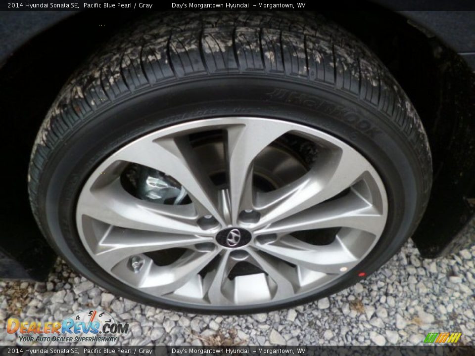 2014 Hyundai Sonata SE Pacific Blue Pearl / Gray Photo #9