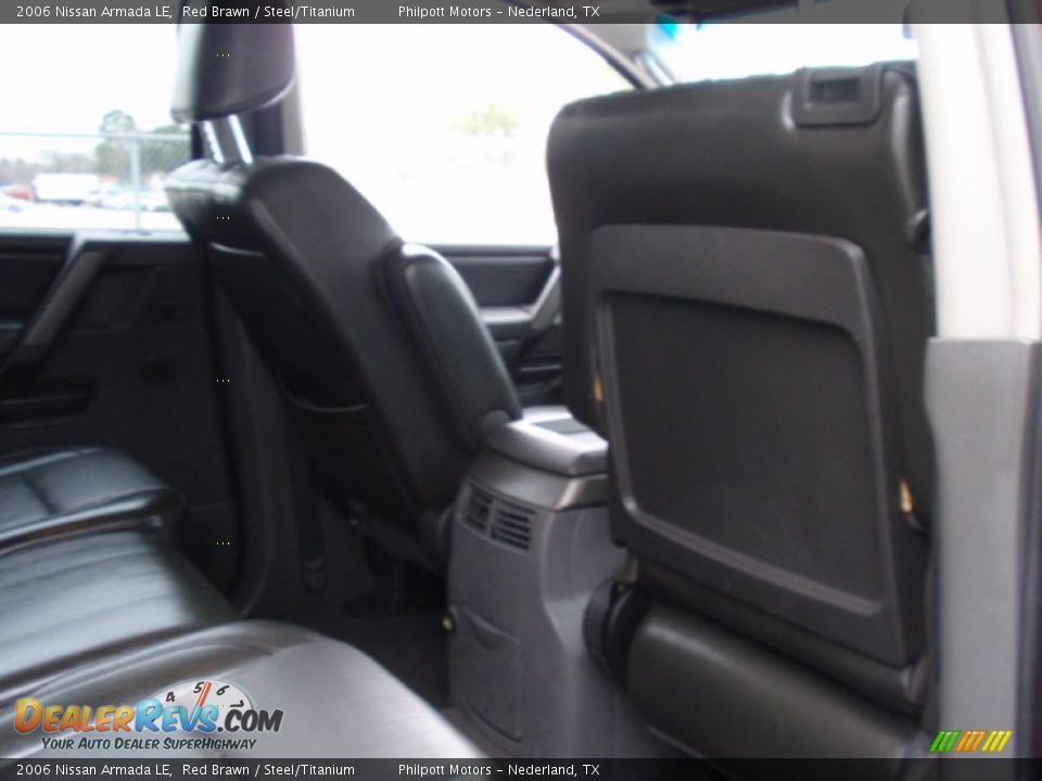 2006 Nissan Armada LE Red Brawn / Steel/Titanium Photo #30