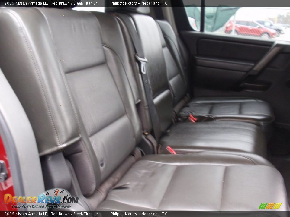 2006 Nissan Armada LE Red Brawn / Steel/Titanium Photo #31