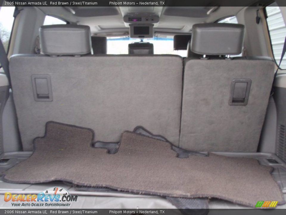 2006 Nissan Armada LE Red Brawn / Steel/Titanium Photo #34