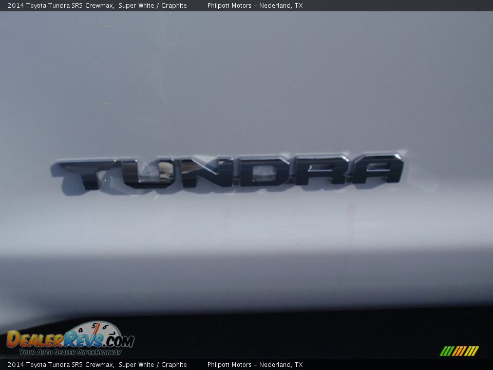 2014 Toyota Tundra SR5 Crewmax Super White / Graphite Photo #14