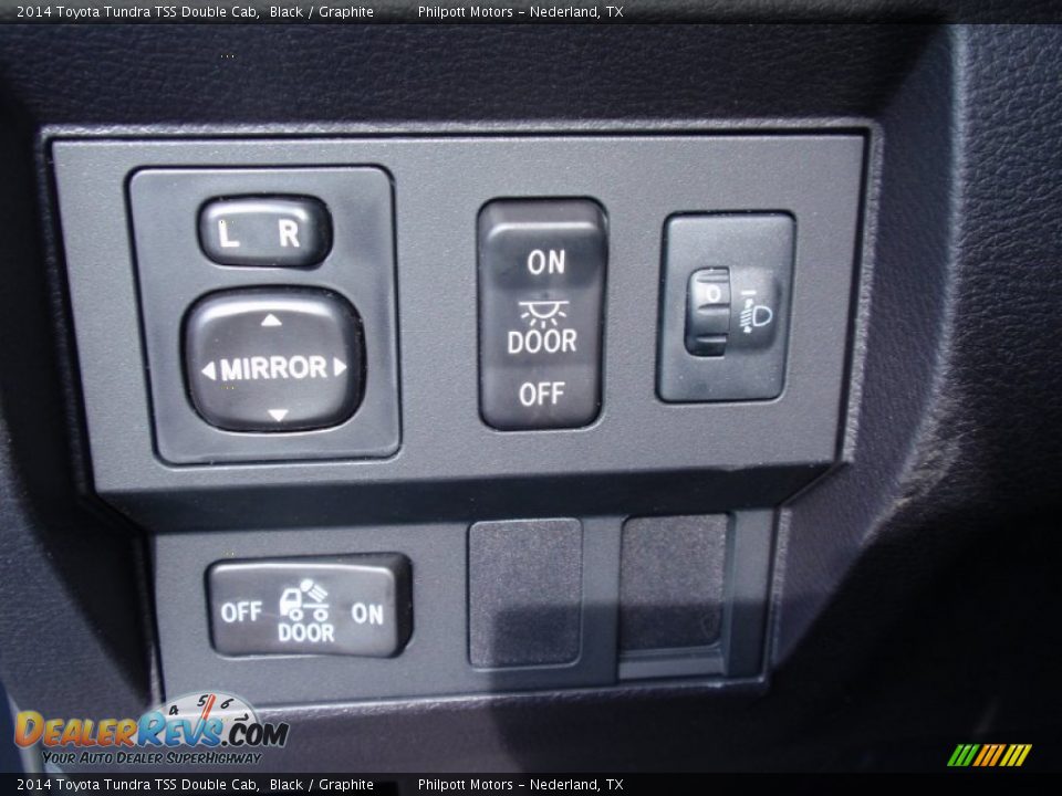 2014 Toyota Tundra TSS Double Cab Black / Graphite Photo #31