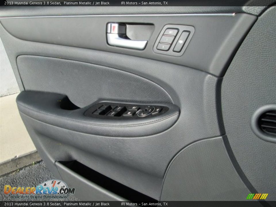 2013 Hyundai Genesis 3.8 Sedan Platinum Metallic / Jet Black Photo #13