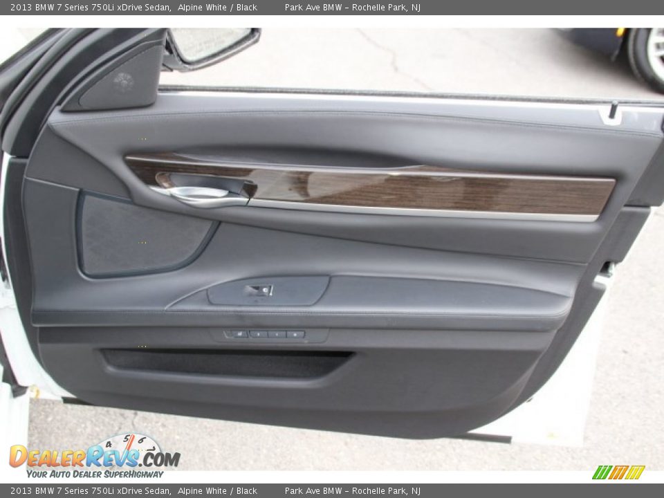 Door Panel of 2013 BMW 7 Series 750Li xDrive Sedan Photo #29