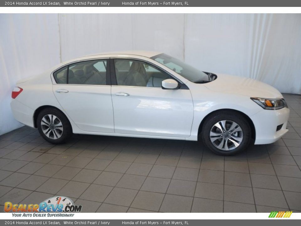 2014 Honda Accord LX Sedan White Orchid Pearl / Ivory Photo #5