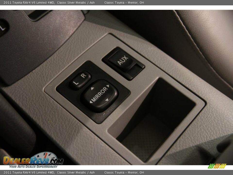 2011 Toyota RAV4 V6 Limited 4WD Classic Silver Metallic / Ash Photo #12