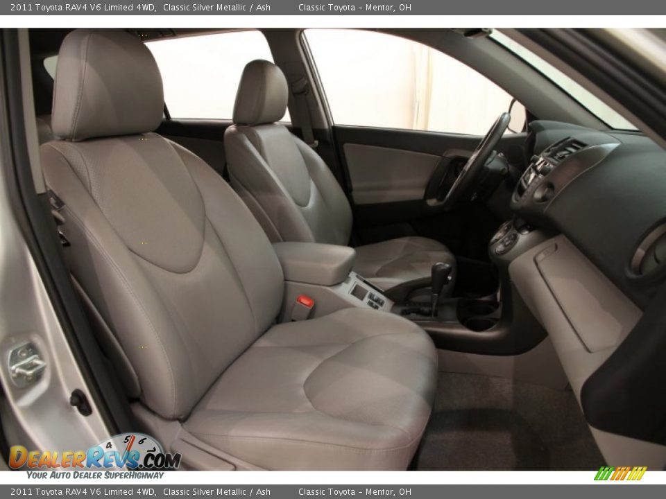 2011 Toyota RAV4 V6 Limited 4WD Classic Silver Metallic / Ash Photo #13