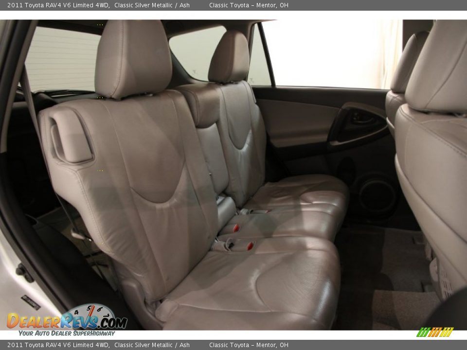 2011 Toyota RAV4 V6 Limited 4WD Classic Silver Metallic / Ash Photo #14