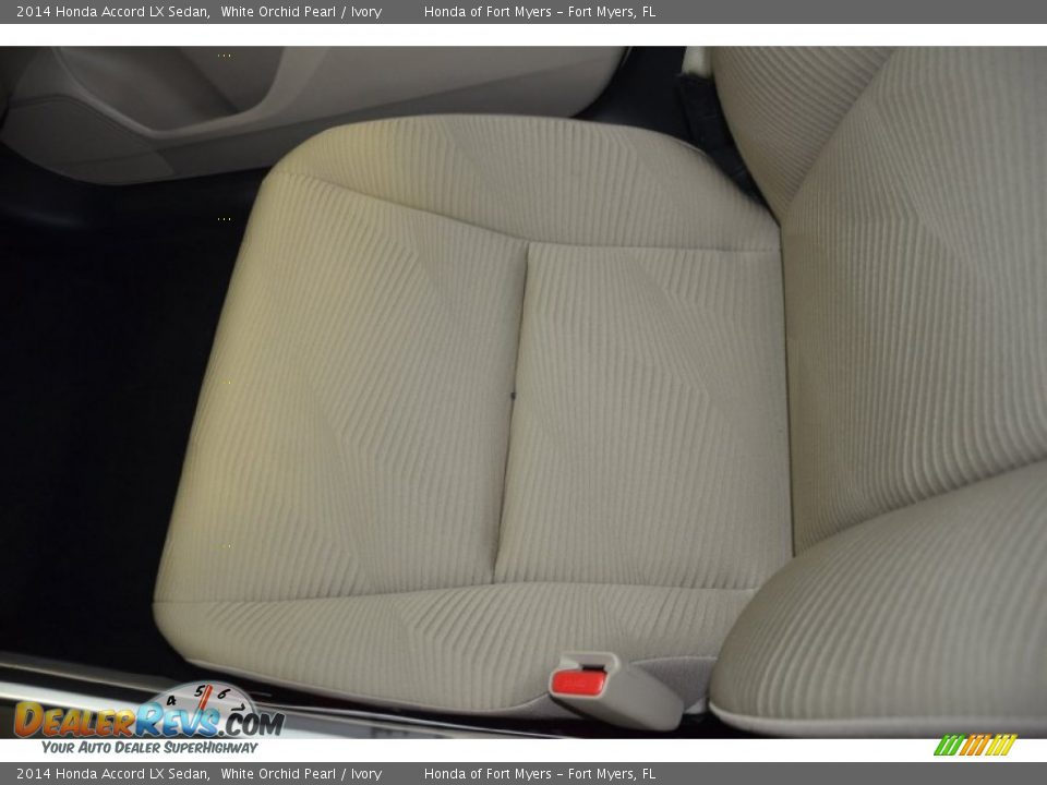 2014 Honda Accord LX Sedan White Orchid Pearl / Ivory Photo #14