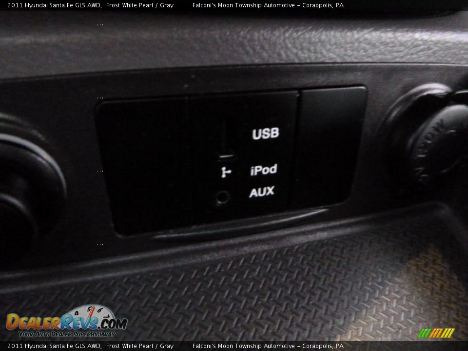 2011 Hyundai Santa Fe GLS AWD Frost White Pearl / Gray Photo #22