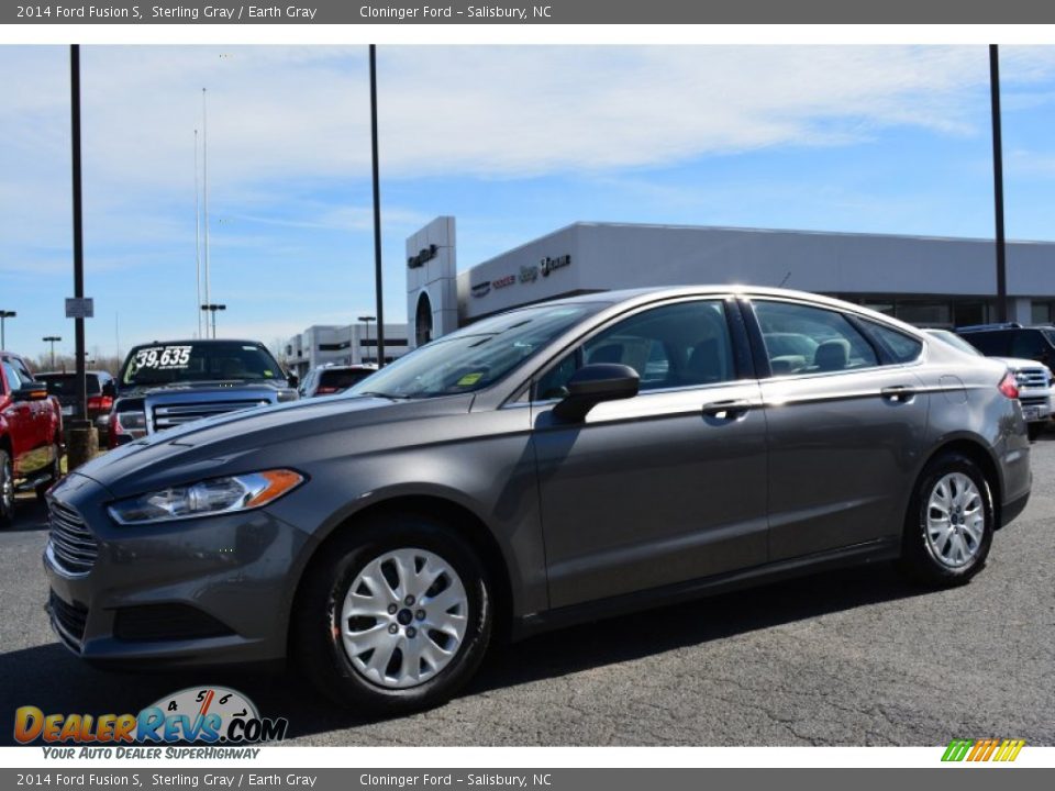 2014 Ford Fusion S Sterling Gray / Earth Gray Photo #3