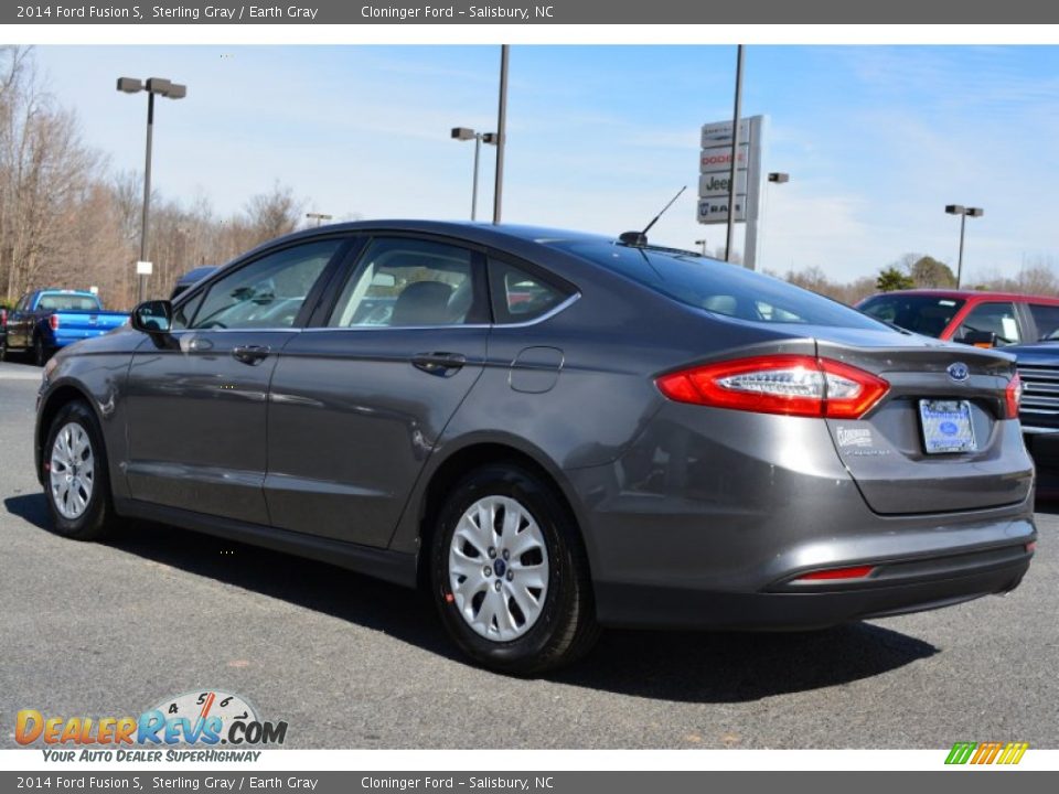 2014 Ford Fusion S Sterling Gray / Earth Gray Photo #24