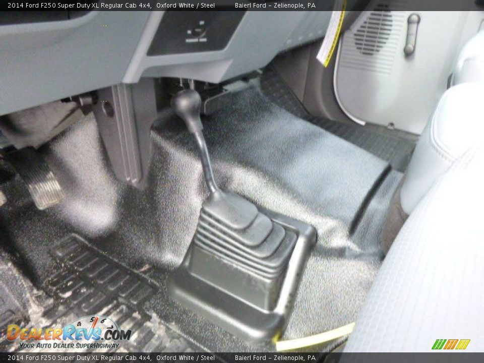 2014 Ford F250 Super Duty XL Regular Cab 4x4 Oxford White / Steel Photo #14