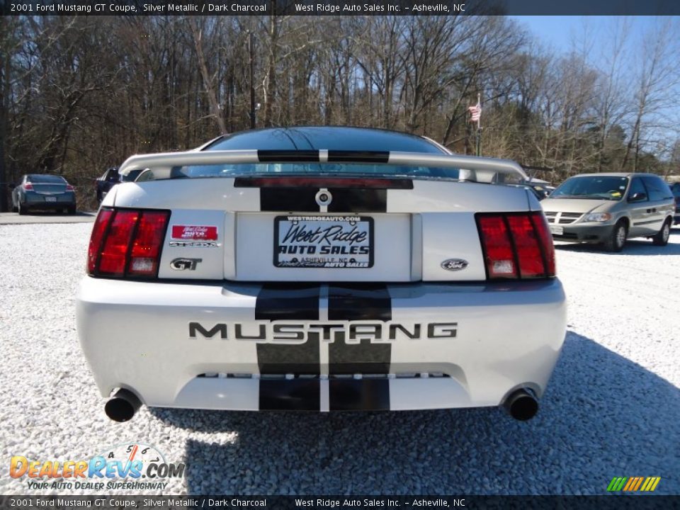 2001 Ford Mustang GT Coupe Silver Metallic / Dark Charcoal Photo #7