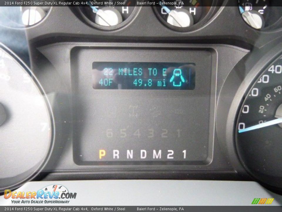 2014 Ford F250 Super Duty XL Regular Cab 4x4 Oxford White / Steel Photo #19