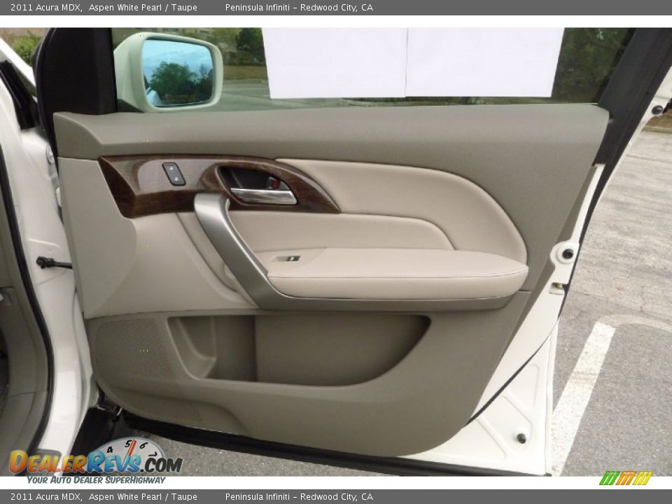 2011 Acura MDX Aspen White Pearl / Taupe Photo #11