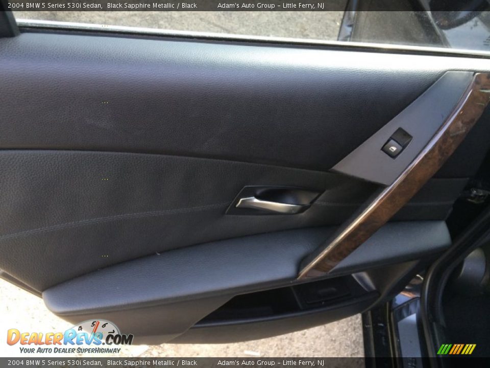 2004 BMW 5 Series 530i Sedan Black Sapphire Metallic / Black Photo #30