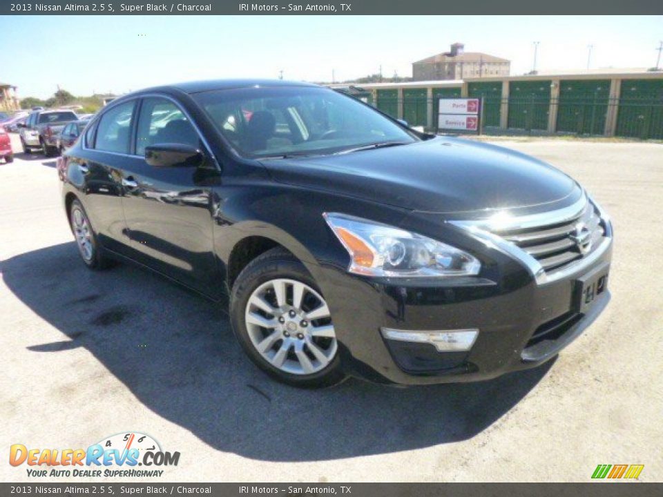 2013 Nissan Altima 2.5 S Super Black / Charcoal Photo #3