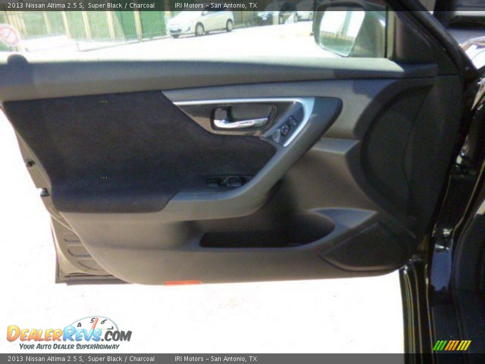 2013 Nissan Altima 2.5 S Super Black / Charcoal Photo #9