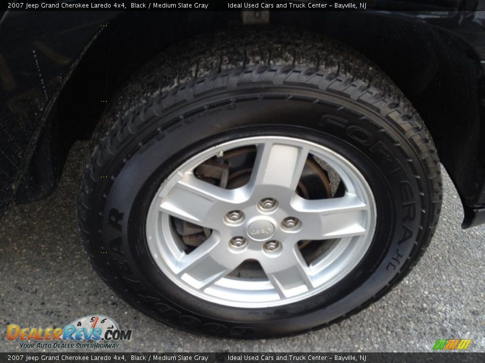 2007 Jeep Grand Cherokee Laredo 4x4 Black / Medium Slate Gray Photo #6