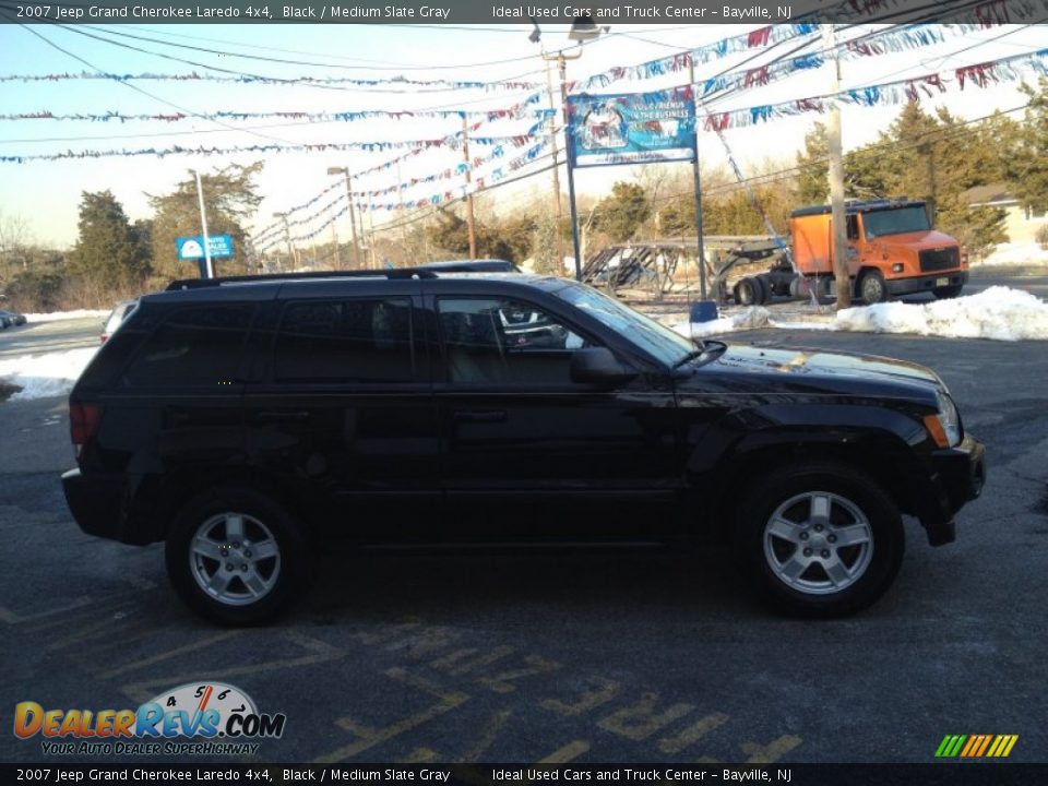 2007 Jeep Grand Cherokee Laredo 4x4 Black / Medium Slate Gray Photo #8