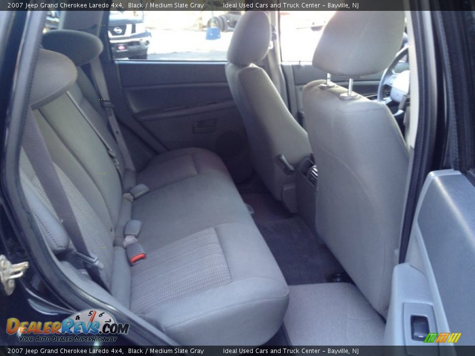 2007 Jeep Grand Cherokee Laredo 4x4 Black / Medium Slate Gray Photo #13