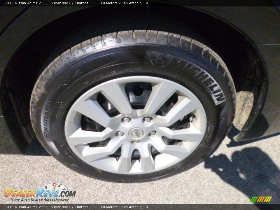 2013 Nissan Altima 2.5 S Super Black / Charcoal Photo #24